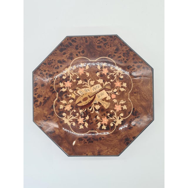 Large Music Box in Marquetry and Burl Veneer, Italy, 1960s-1970s For Sale - Image 10 of 11