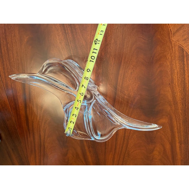 Vintage French Pulled Feathered Blown Clear Crystal Vase Signed Vannes Le Chatel For Sale - Image 11 of 11