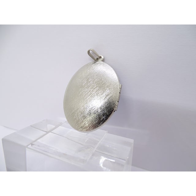 19th Centur Hanging Reliquary in Enamel by Michaela Frey, Austria, 1950s For Sale - Image 9 of 16