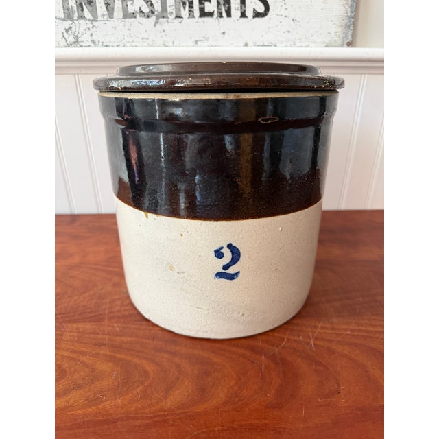 Antique Two-Tone Stoneware 2-Gallon Crock With Original Matching Lid – Cobalt "2" Salt Glaze Storage Jar For Sale - Image 16 of 18