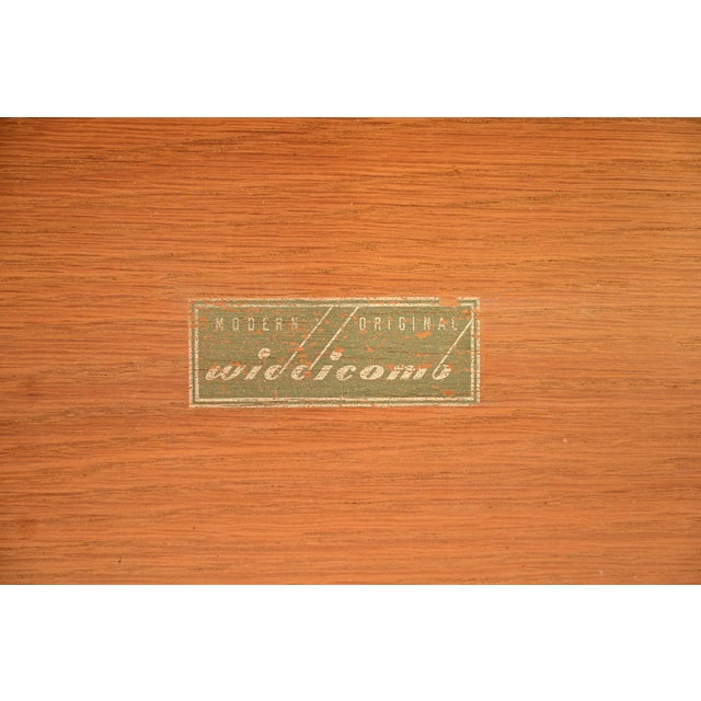Brown T. H. Robsjohn-Gibbings for Widdicomb Mid-Century Modern Hollywood Regency Mahogany Nightstand, 1950s For Sale - Image 8 of 12