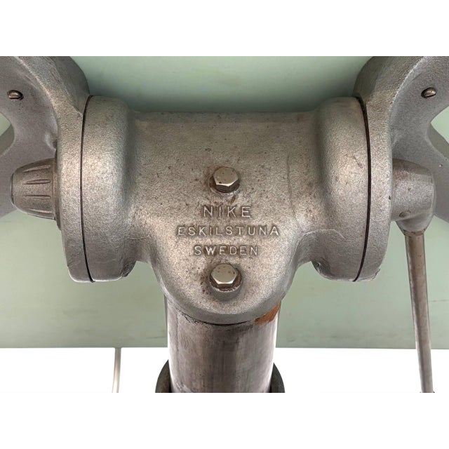 Hydraulic Height-Adjustable Table with Integrated Work Light from Nike Eskilstuna, Sweden, 1950s For Sale - Image 15 of 18