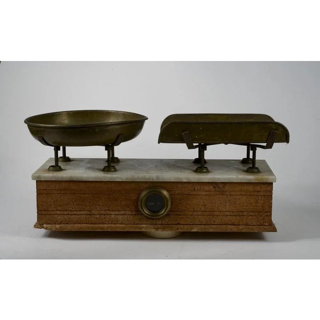Italian Scale in Marble and Brass, 1900s For Sale - Image 9 of 11