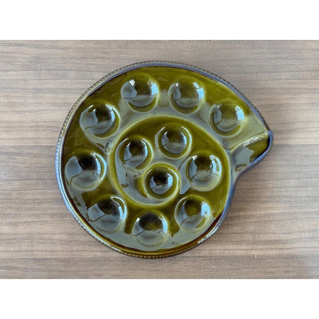 French Majolica Snail Appetizer Plate from St. Clement, France, 1970s For Sale - Image 3 of 12