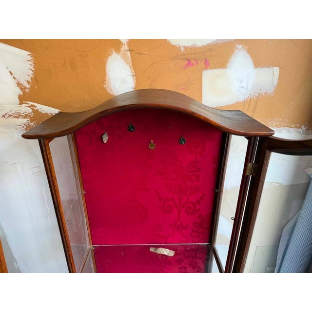 Early 20th Century Antique Show Case Display Cabinet For Sale - Image 5 of 18