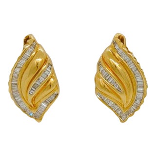 White Diamond Baguette Earrings in 18K Yellow Gold - A Pair For Sale