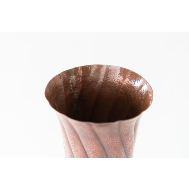 Metal Art Deco Hammered Handmade Copper Vase, 1920s For Sale - Image 7 of 11