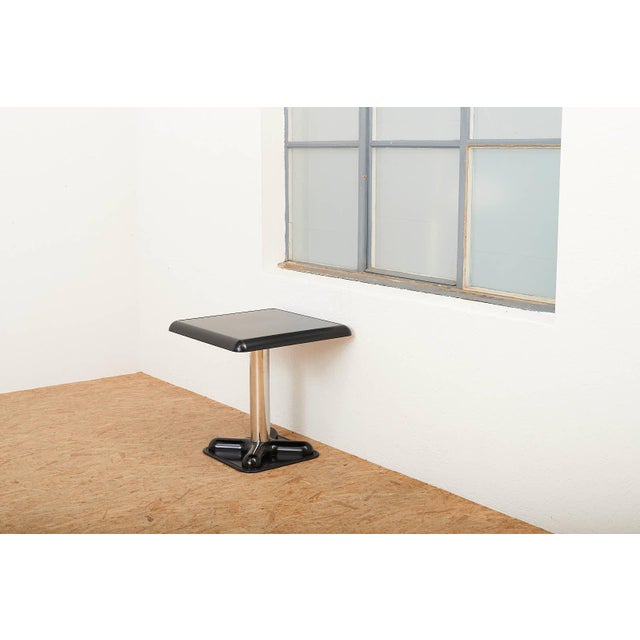 Bistro Table with Black Lacquered Fiberglass Top and Chrome-Plated Metal Base by Joe Colombo for Zanotta, 1970s For Sale - Image 9 of 14
