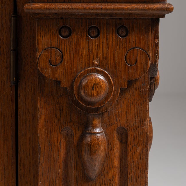 19th Century French Chestnut Brown Neo-Renaissance Oak Cabinet with Hinged Lid For Sale - Image 13 of 15