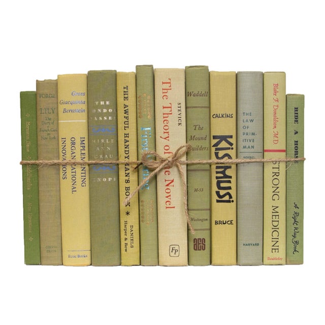 Take your design to a new level with the Vintage Lemongrass ColorPak from Booth & Williams. One linear foot of authentic...