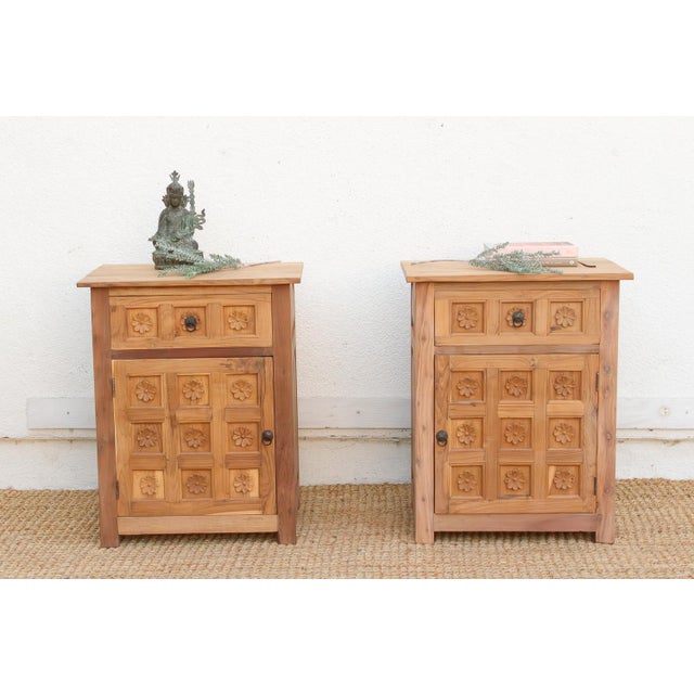 This pair of 30-inch bedside cabinets brings the meditative beauty of Rajasthani architecture to the most intimate space...