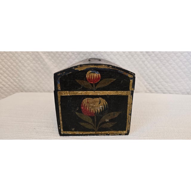 Wood Antique Hand-Painted Arched-Top Wooden Box With Floral Decoration For Sale - Image 7 of 8