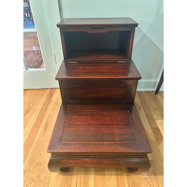 Vintage 1940s Hollywood Regency Ming Style Mahogany Step Chest / Chinoiserie Library/Commode Stairs For Sale - Image 4 of 16