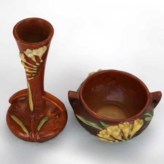 Mid 20th Century Set of Two Roseville Art Pottery Brown Vase & Bowl With Freesia Pattern Mid 20th Century For Sale - Image 5 of 9