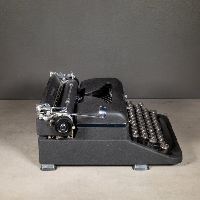 Antique Royal Aristocrat Typewriter c.1939 For Sale In San Francisco - Image 6 of 10