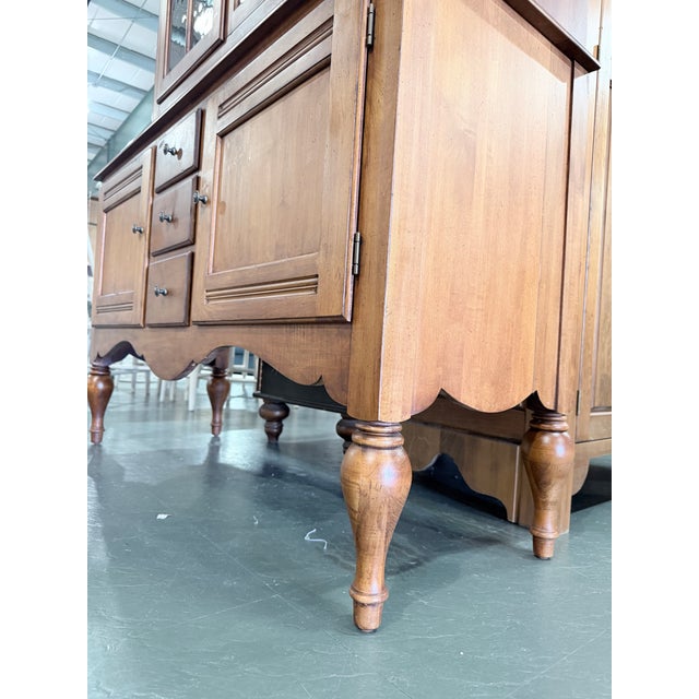 Ethan Allen Country Crossings Maple China Cabinet Hutch For Sale - Image 10 of 12