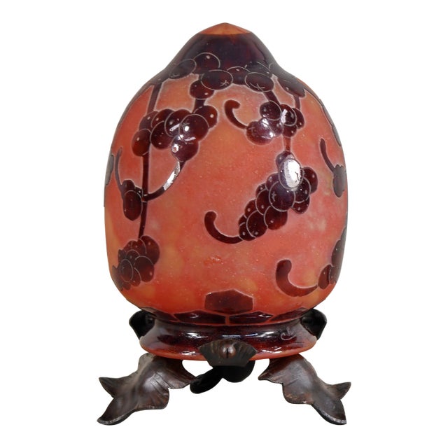 Schneider Le Verre Francais Perlieres Table Night Lamp 1920s - Burgundy Cameo Glass For Sale