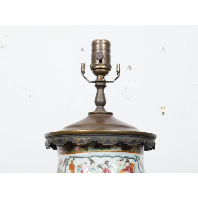 Chinese Early 19th Century Chinese Rose Medallion Canton Baluster Vase circa 1800 Mounted as a Table Lamp For Sale - Image 3 of 12