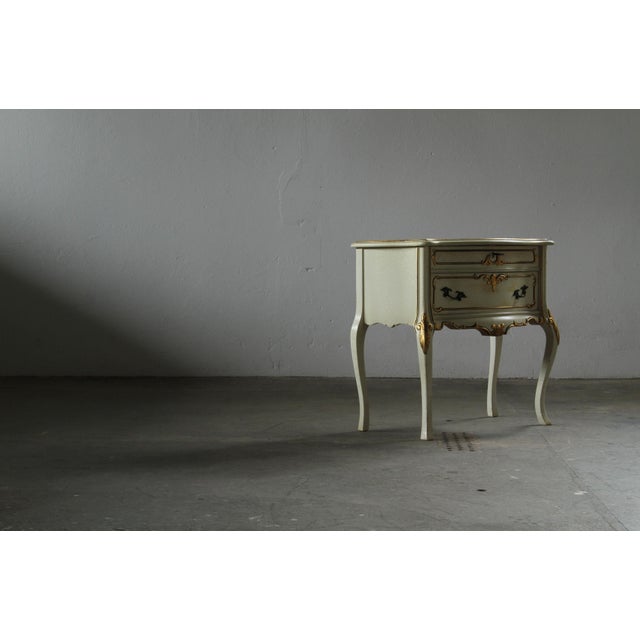 Vintag Venetian Nightstands in Painted Wood, 1950s, Set of 2 For Sale - Image 18 of 18