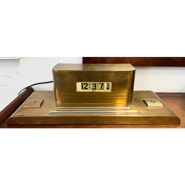 1930s Lawson Art Deco Copper Clock in Working Order For Sale - Image 11 of 18