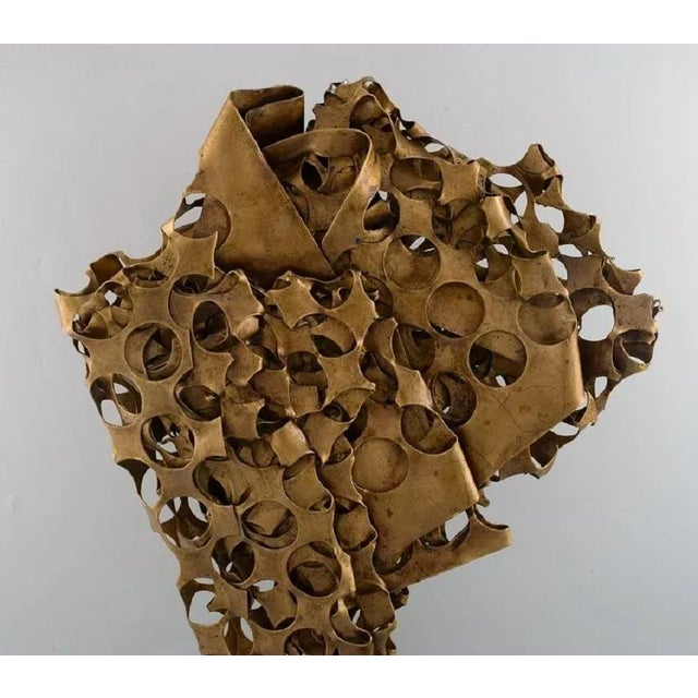 Pierre Bouvet, France. Colossal modernist brass sculpture. Late 20th century. Measures: 62 x 42 cm. In excellent...