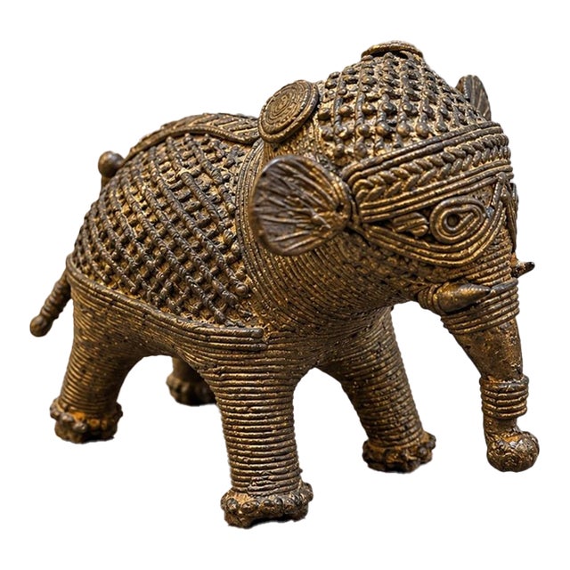 Vintage Heavy Brass Elephant Figurine – Intricate Handcrafted Detail – 206.6g For Sale