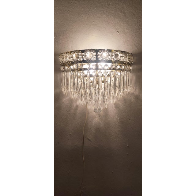 1960s Classic Crystal Wall Lights, France, 1950s, Set of 2 For Sale - Image 5 of 18