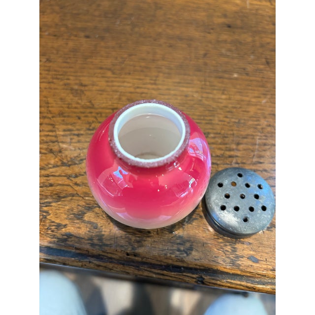 Late 19th Century 1880s Victorian Wheeling Peachblow Art Glass Sugar Shaker by Hobbs, Brockunier & Co. For Sale - Image 5 of 12