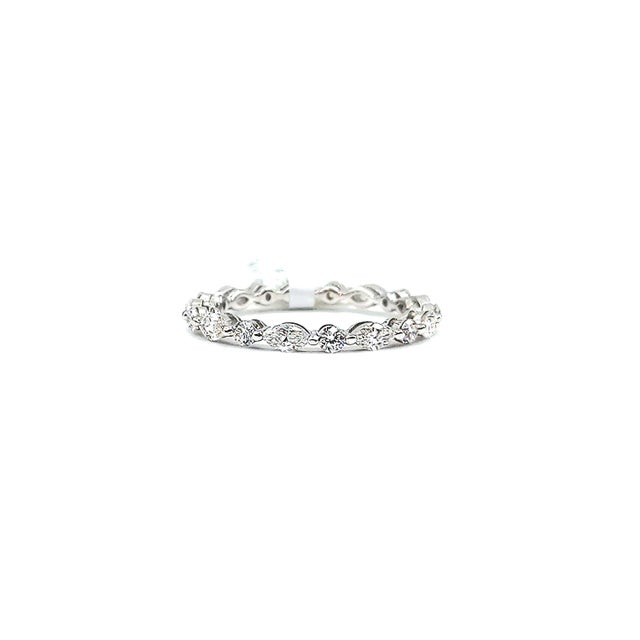 White 1.26 Ct Diamond Eternity Band Size 6.5 For Sale - Image 8 of 8