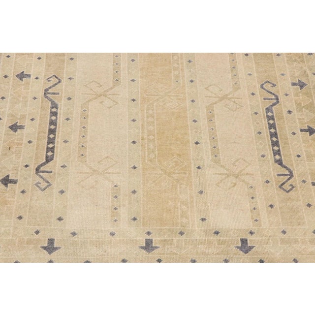 Vintage Turkish Sivas Rug, 03'04 X 04'10 For Sale - Image 4 of 7