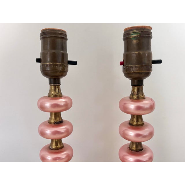 Contemporary 1940s Pair of Pink and Brass Boudoir Accent Lamps - a Pair For Sale - Image 3 of 6