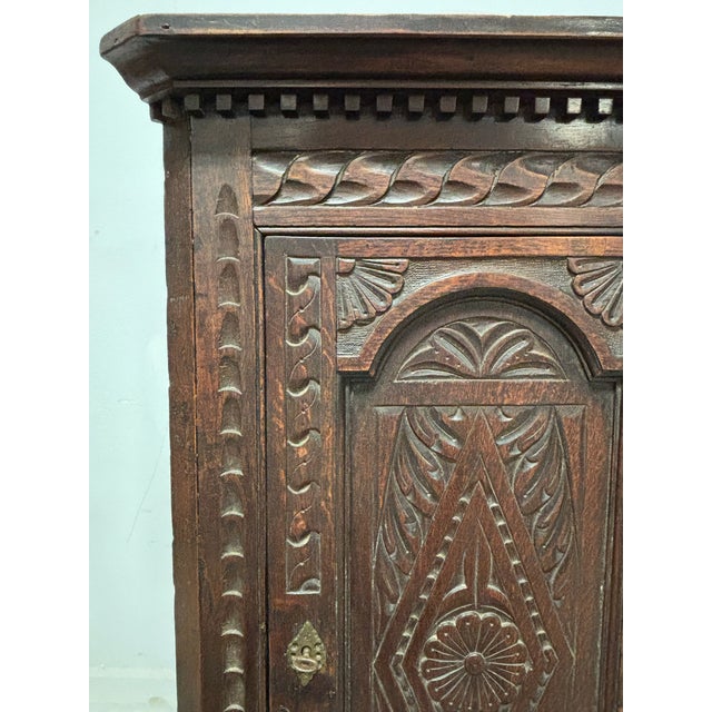 18th Century Antique English Oak Corner Cabinet For Sale - Image 5 of 7