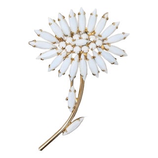 Vintage 1950s Signed Napier Goldtone White Rhinestone Flower Brooch For Sale