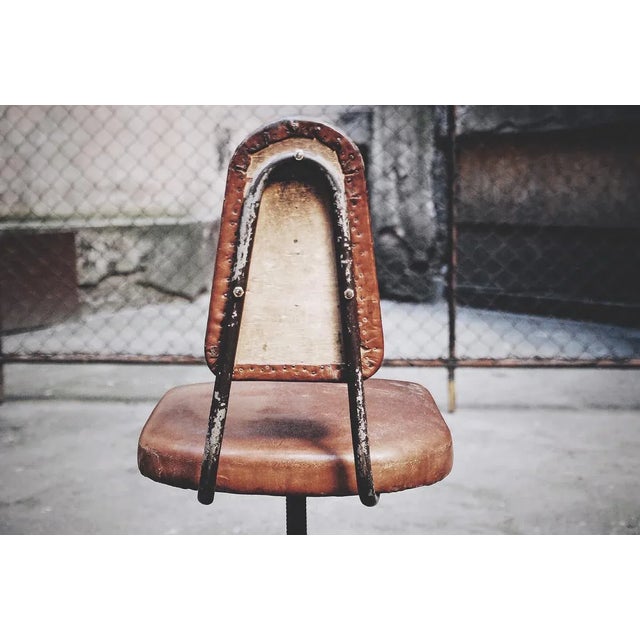 Industrial American Industrial Leather Swivel Chair, 1930s For Sale - Image 3 of 9