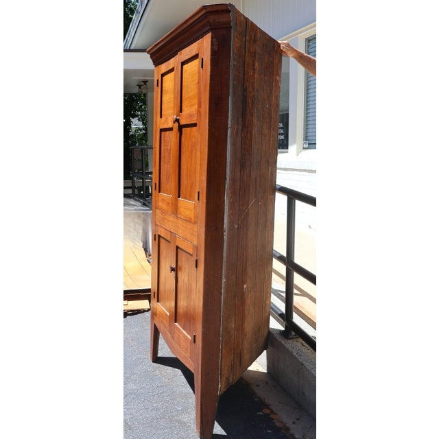 19th Century American Country Corner Cupboard in Cherry, Circa 1835 For Sale - Image 4 of 17