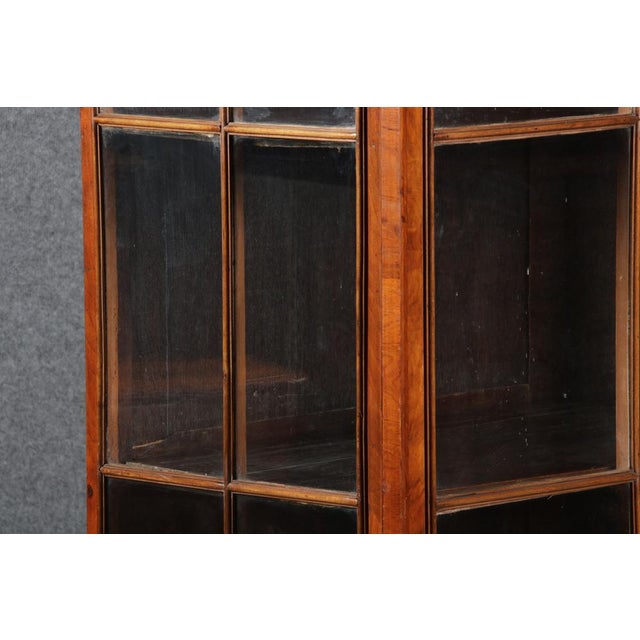 Baroque English Mahogany Showcases with Three Sides Glazed, 1800s For Sale - Image 18 of 18