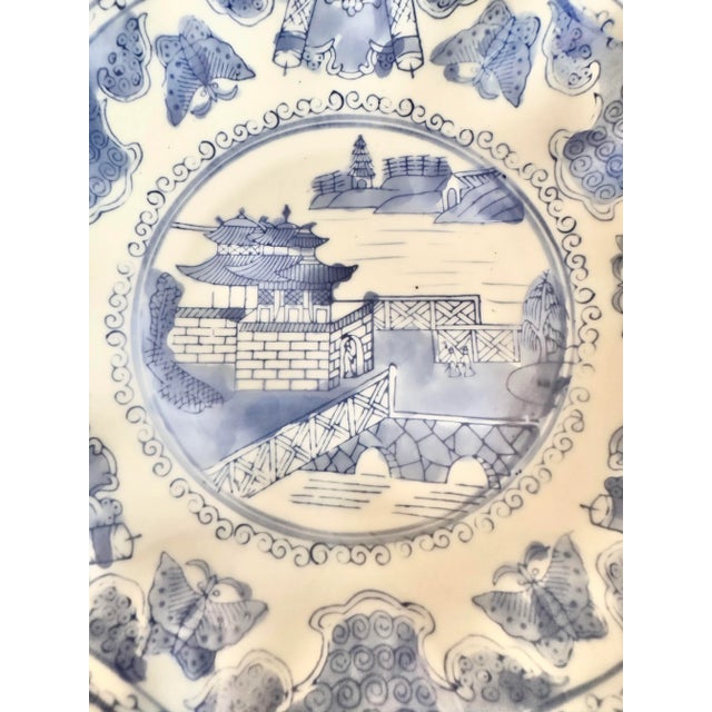 Chinoiserie Vintage Hand-Painted Blue and White Chinoiserie Ruffle Bowl With Island Pagoda Scene. For Sale - Image 3 of 10