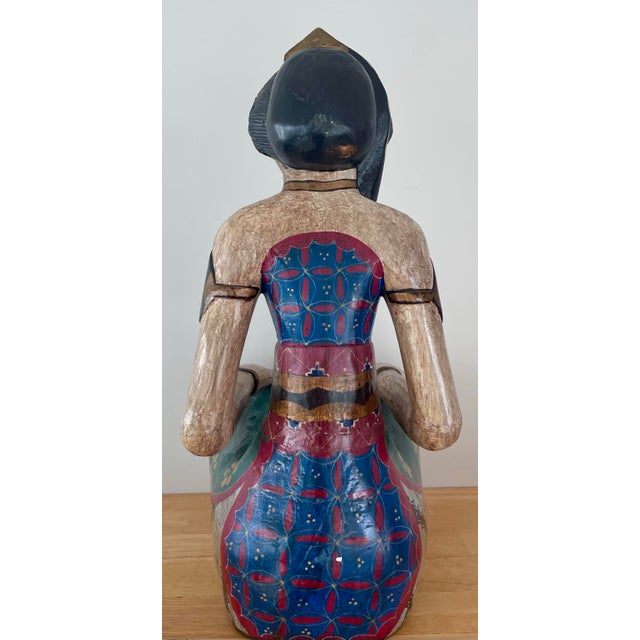 Monumental Pair of Javanese Loro Blonyo Hand-Carved Wooden Figures, Mid-20th Century For Sale - Image 9 of 12