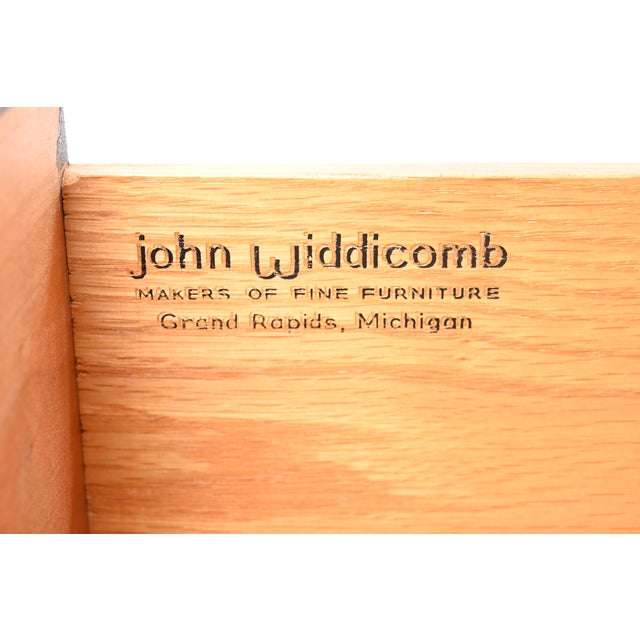 Black John Widdicomb Hollywood Regency Campaign Black Lacquered Gentleman's Chest, Newly Refinished For Sale - Image 8 of 12