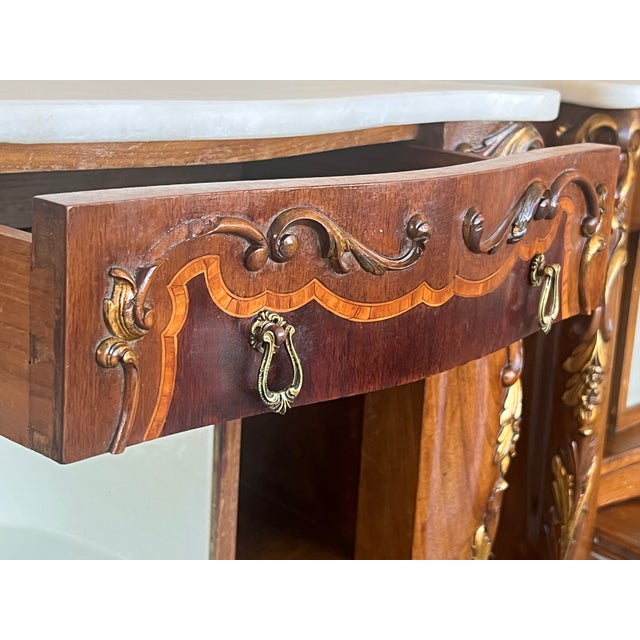 French Louis XV Marquetry Marble-Top Nightstand or Side Tables For Sale - Image 11 of 11
