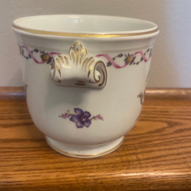 1980s Richard Ginori Florence Italy Cacheport Porcelain Jardeniere For Sale - Image 5 of 6