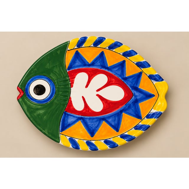 DeSimone Mid-Century Italian Hand Painted Desimone Family of Ceramic Fish Plates -Set of 5 For Sale - Image 4 of 10