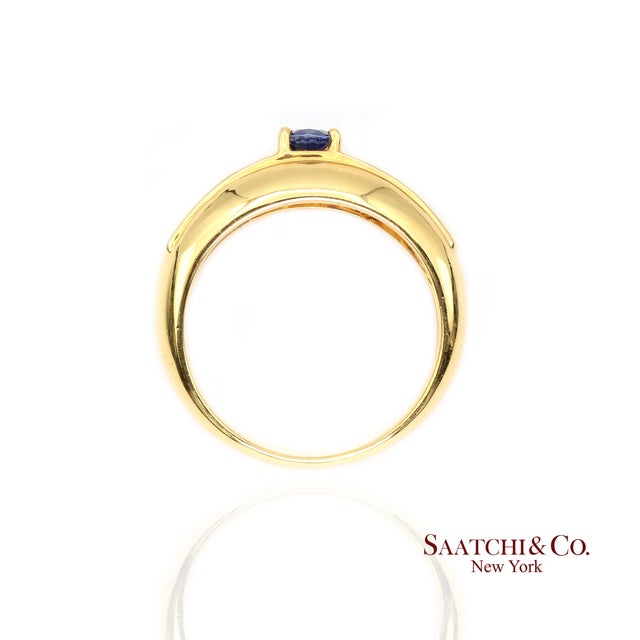 Mid 20th Century 18k (750) Yellow Gold Natural Blue Sapphire and Natural Diamond Ring, Size 6.5 For Sale - Image 4 of 10