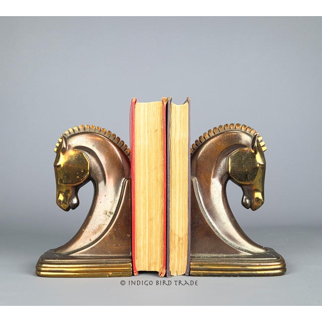 Bronze Art deco bookends by Dodge Inc. These Trojan horses have original from bronze to copper tone. Their condition is...