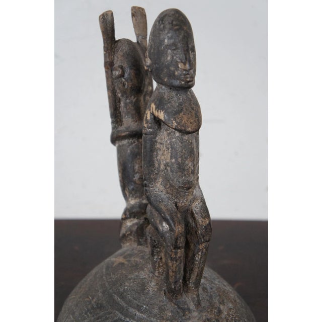 Antique Early 20th Century African Mali Dogon Ceremonial Tribal Carved Container Lidded Vessel For Sale - Image 6 of 13