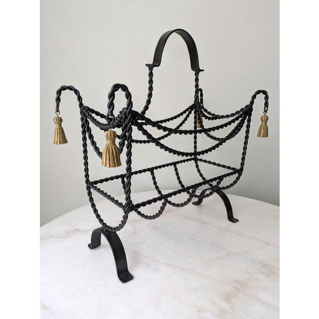 Hollywood Regency Late 20th Century Hollywood Regency Twisted Rope & Tassel Magazine Rack For Sale - Image 3 of 5