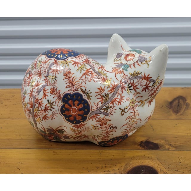 Vintage Japanese Kutani Porcelain Crouching Cat Figure For Sale In Raleigh - Image 6 of 7