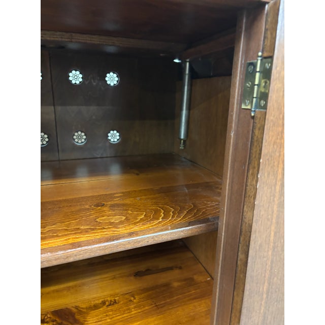 Antique Victor Victrola Orthophonic Floral Carved Walnut Credenza Cabinet For Sale - Image 12 of 17