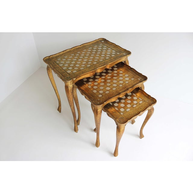 1960s Florentine Regency Style Hand-Painted Gilded Nesting Tables, Italy, 1960s, Set of 3 For Sale - Image 5 of 11