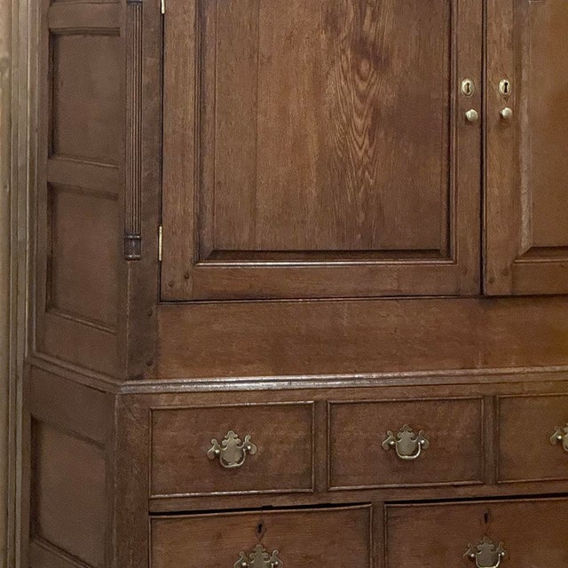 18th Century Georgian Period English Oak Linen Press For Sale - Image 9 of 18